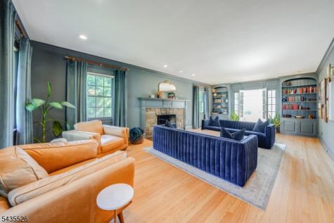 41 Crestwood Drive Maplewood NJ 07040
