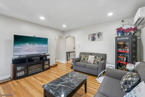 13 Hedman Place Fair Lawn NJ 07410