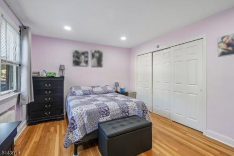 13 Hedman Place Fair Lawn NJ 07410