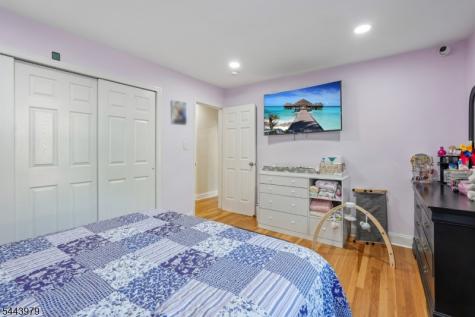 13 Hedman Place Fair Lawn NJ 07410