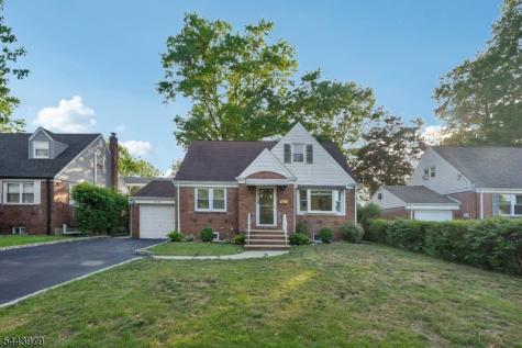 13 Hedman Place Fair Lawn NJ 07410