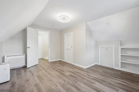 13 Hedman Place Fair Lawn NJ 07410