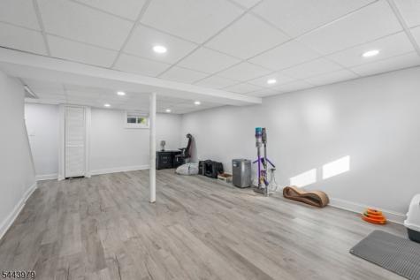 13 Hedman Place Fair Lawn NJ 07410