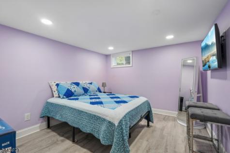 13 Hedman Place Fair Lawn NJ 07410