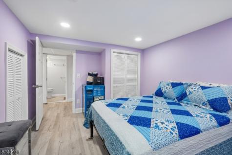 13 Hedman Place Fair Lawn NJ 07410
