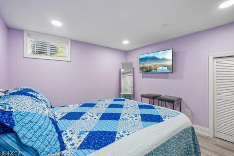 13 Hedman Place Fair Lawn NJ 07410