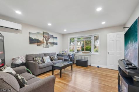 13 Hedman Place Fair Lawn NJ 07410