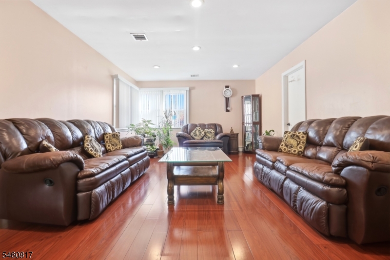 160 Bridge Street Roselle Park NJ 07204