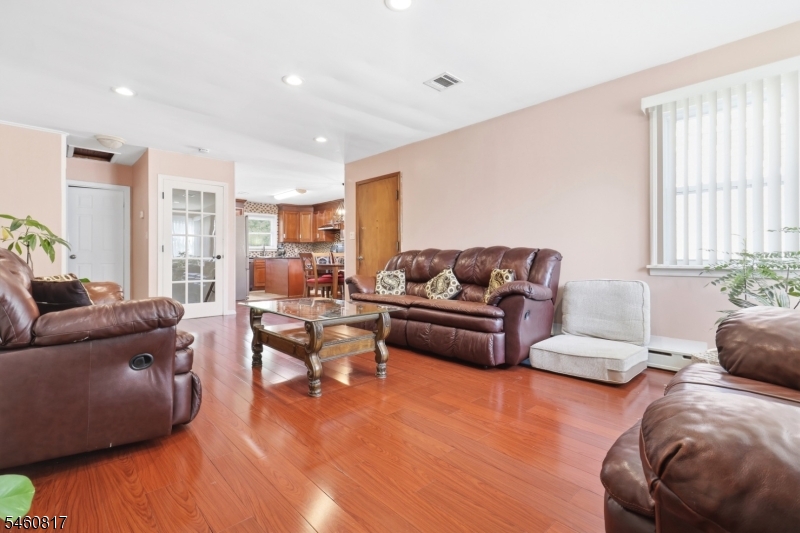 160 Bridge Street Roselle Park NJ 07204
