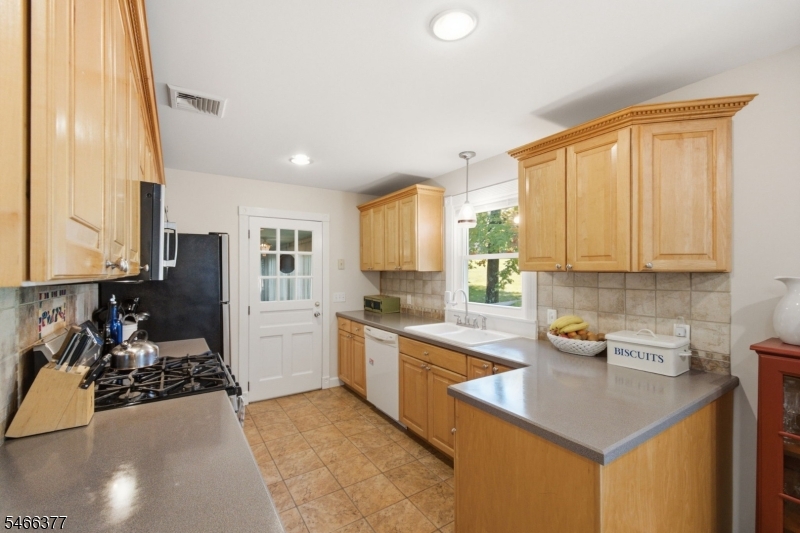 77 Hogback Road Franklin NJ 08867