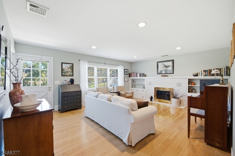 77 Hogback Road Franklin NJ 08867