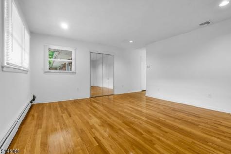 7 Oak Ridge Springfield NJ 07081