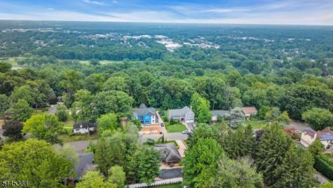7 Oak Ridge Springfield NJ 07081