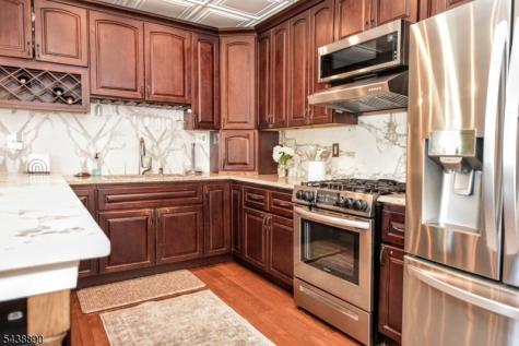 27 Joan Street Wayne NJ 07470