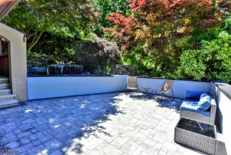 27 Joan Street Wayne NJ 07470