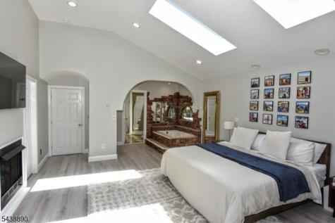 27 Joan Street Wayne NJ 07470