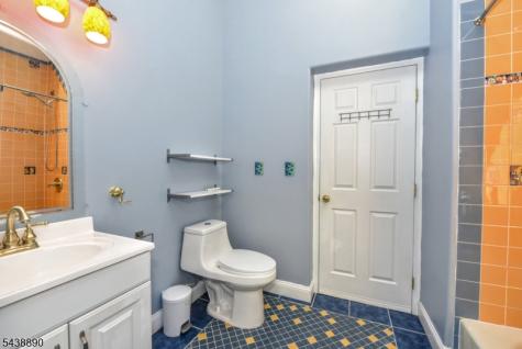 27 Joan Street Wayne NJ 07470