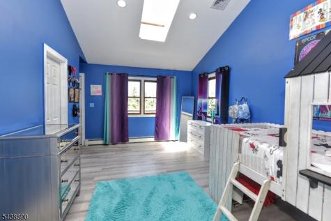 27 Joan Street Wayne NJ 07470