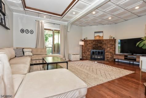 27 Joan Street Wayne NJ 07470