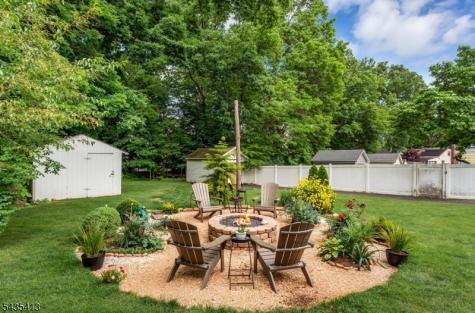 529 Wheatsheaf Road Roselle NJ 07203