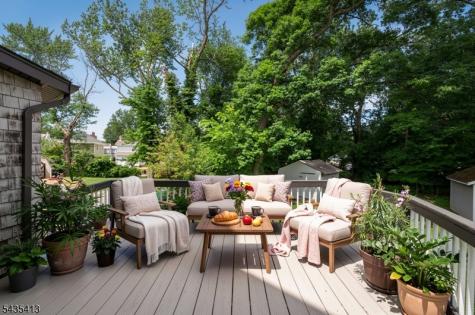 529 Wheatsheaf Road Roselle NJ 07203