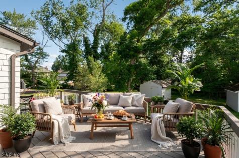 529 Wheatsheaf Road Roselle NJ 07203