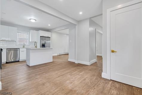 529 Wheatsheaf Road Roselle NJ 07203