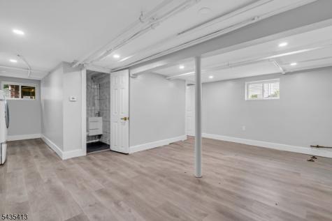 529 Wheatsheaf Road Roselle NJ 07203