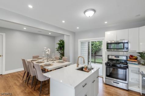 529 Wheatsheaf Road Roselle NJ 07203