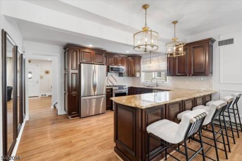 347 W Passaic Avenue Rutherford NJ 07070