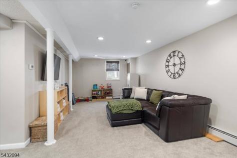 347 W Passaic Avenue Rutherford NJ 07070
