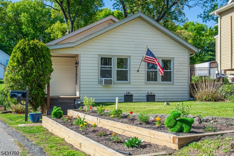 42 Main Beach Road Ringwood NJ 07456