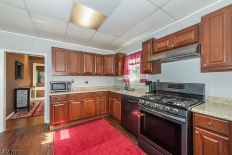 42 Main Beach Road Ringwood NJ 07456