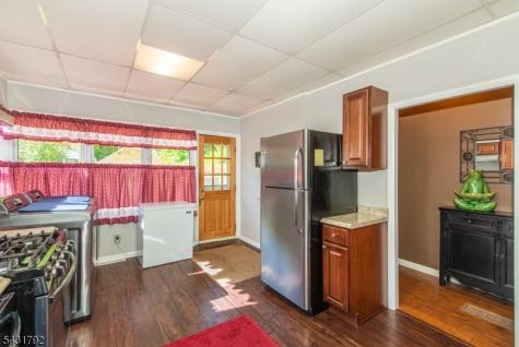 42 Main Beach Road Ringwood NJ 07456