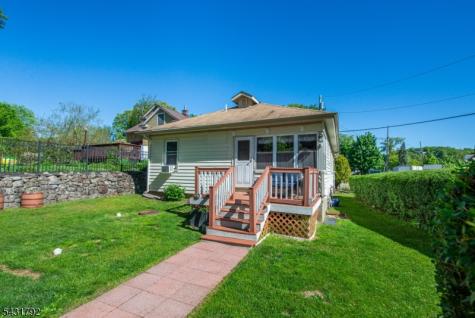 42 Main Beach Road Ringwood NJ 07456