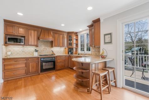 7 Oxbow Drive New Providence NJ 07974