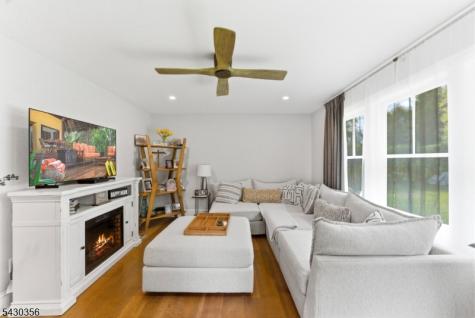 8 Longview Avenue Randolph NJ 07869