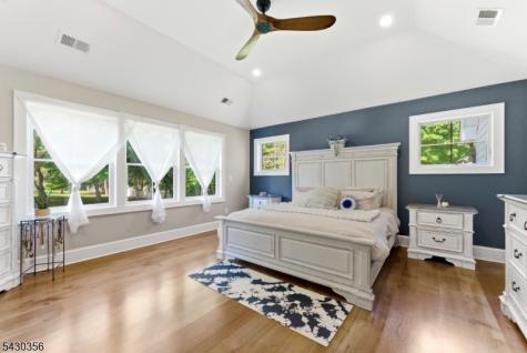 8 Longview Avenue Randolph NJ 07869
