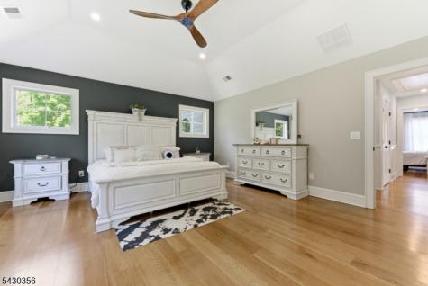 8 Longview Avenue Randolph NJ 07869