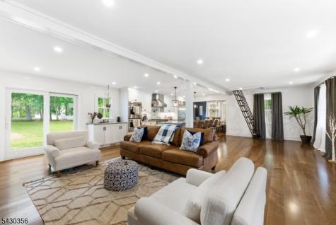 8 Longview Avenue Randolph NJ 07869