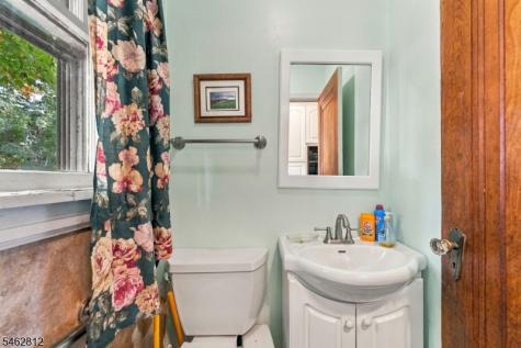 19 W Bayview Avenue Englewood Cliffs NJ 07632