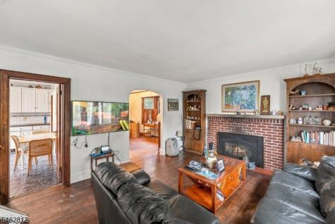 19 W Bayview Avenue Englewood Cliffs NJ 07632