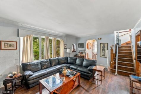 19 W Bayview Avenue Englewood Cliffs NJ 07632