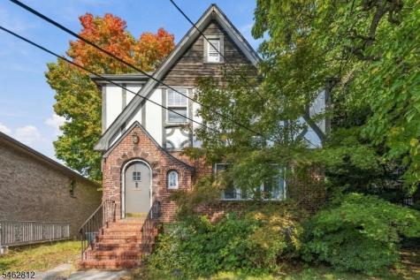 19 W Bayview Avenue Englewood Cliffs NJ 07632