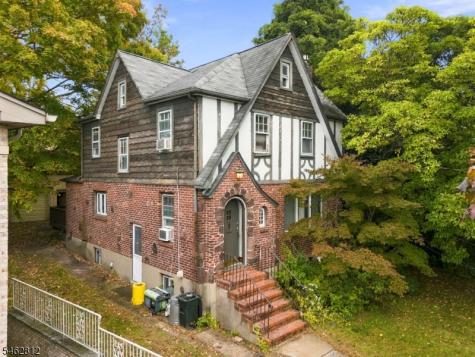 19 W Bayview Avenue Englewood Cliffs NJ 07632