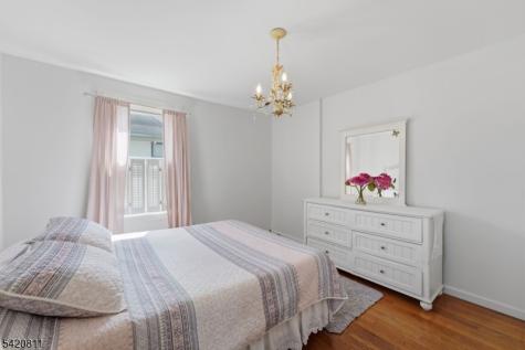 385 Berkeley Avenue Bloomfield NJ 07003