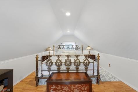 385 Berkeley Avenue Bloomfield NJ 07003