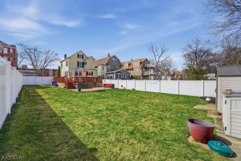 385 Berkeley Avenue Bloomfield NJ 07003
