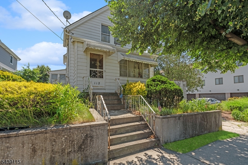 112 Page Avenue Lyndhurst NJ 07071