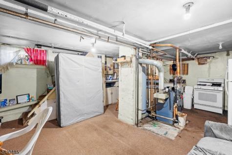 112 Page Avenue Lyndhurst NJ 07071